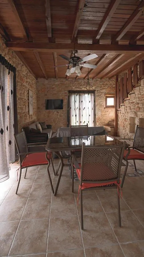 Stone Made Private Pool Villas 크리오피지 그리스